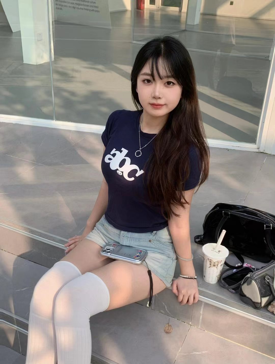 迷人白嫩肉丸子月月