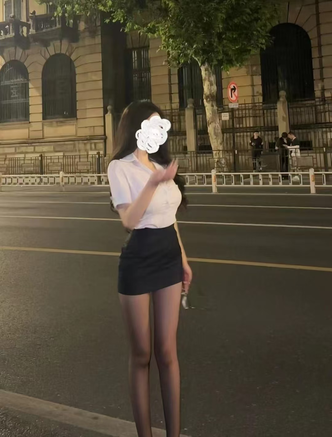 天河极品身材辣妹甜甜