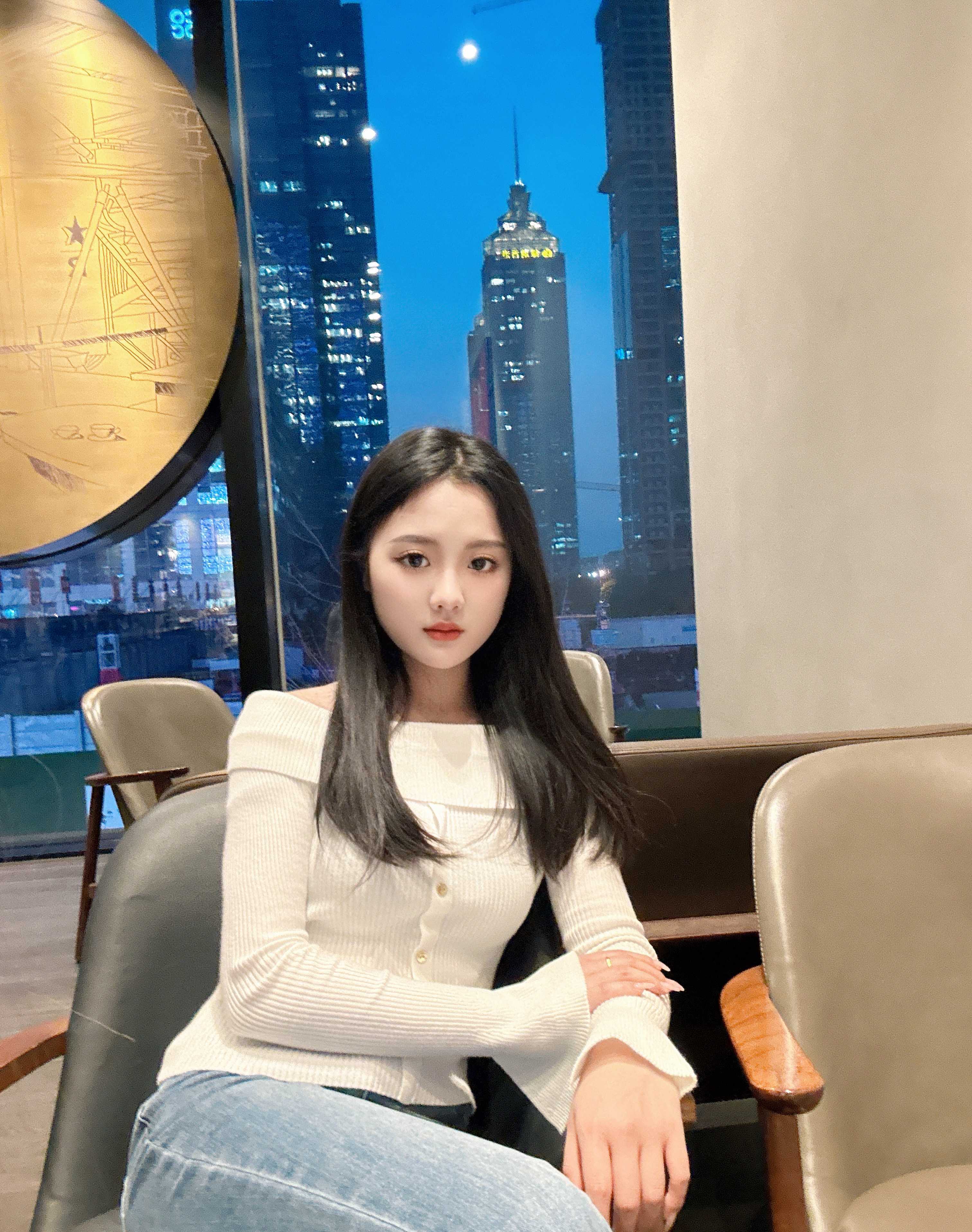 南城性感琪琪