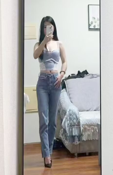 成都动物园附近的漂亮妹子