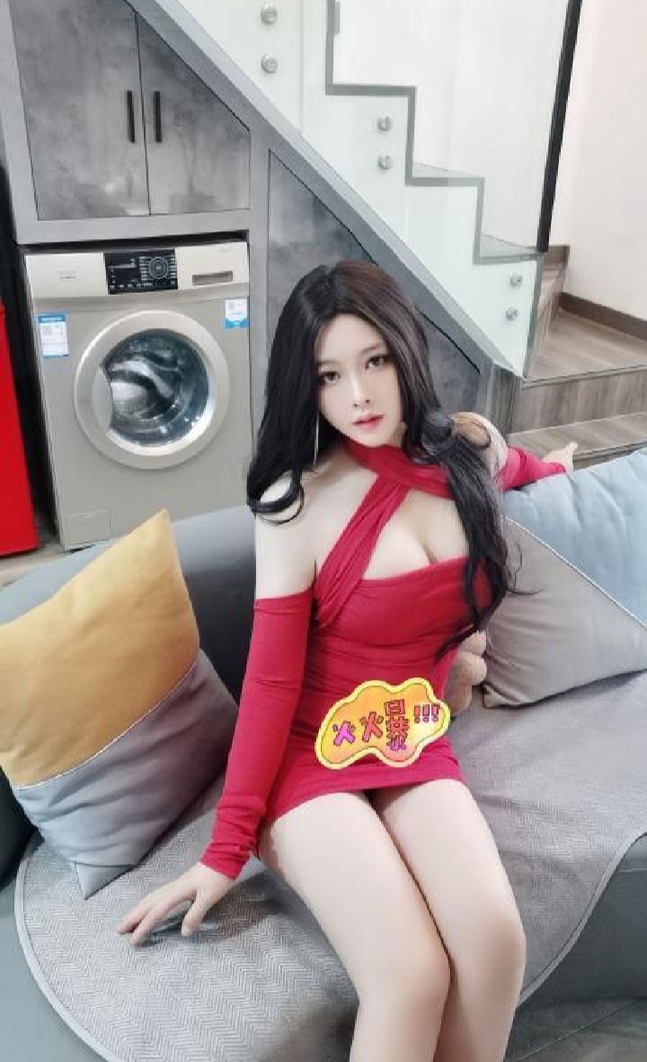 南山大奶肉臀情趣欲女