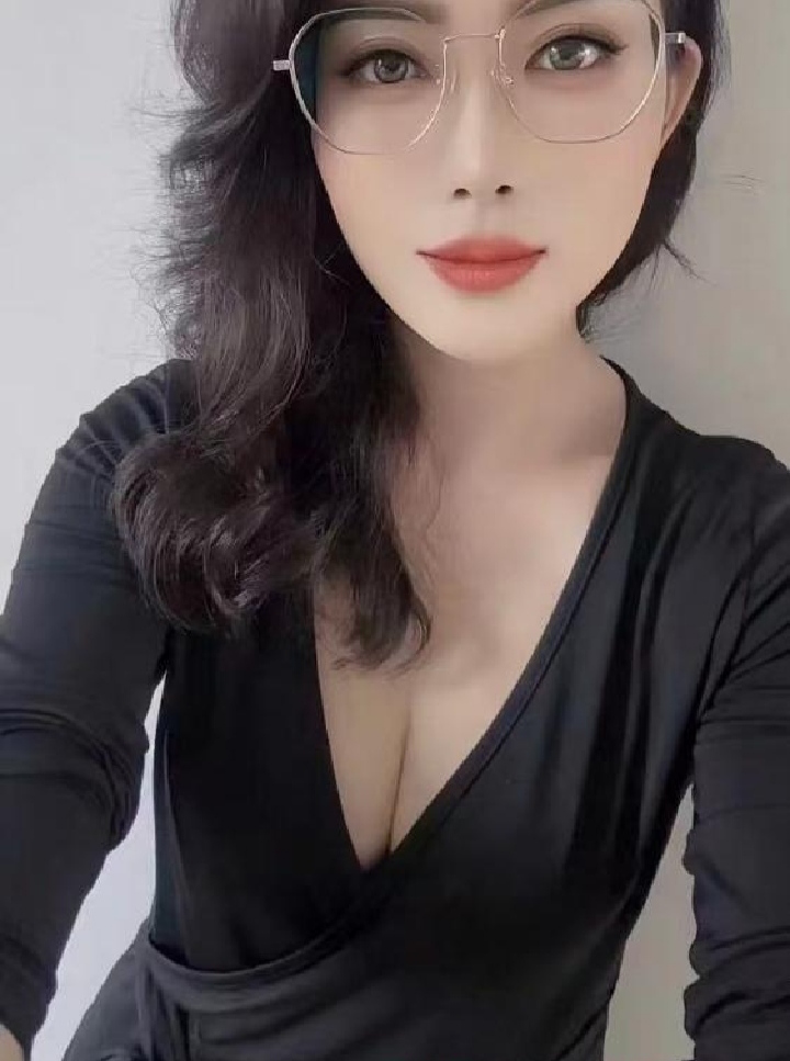 洪山长腿辣妹阳阳