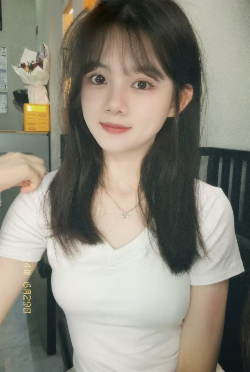 我是自己兼职的，希望哥哥们多多支持