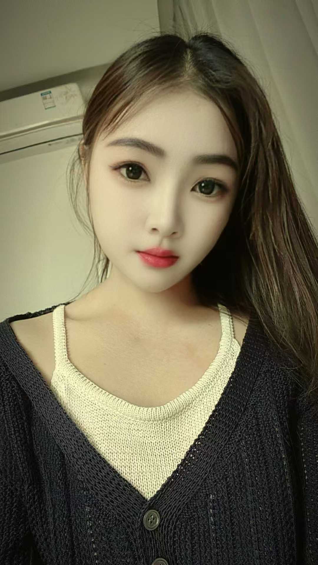 永泰白皙甜妹紫涵