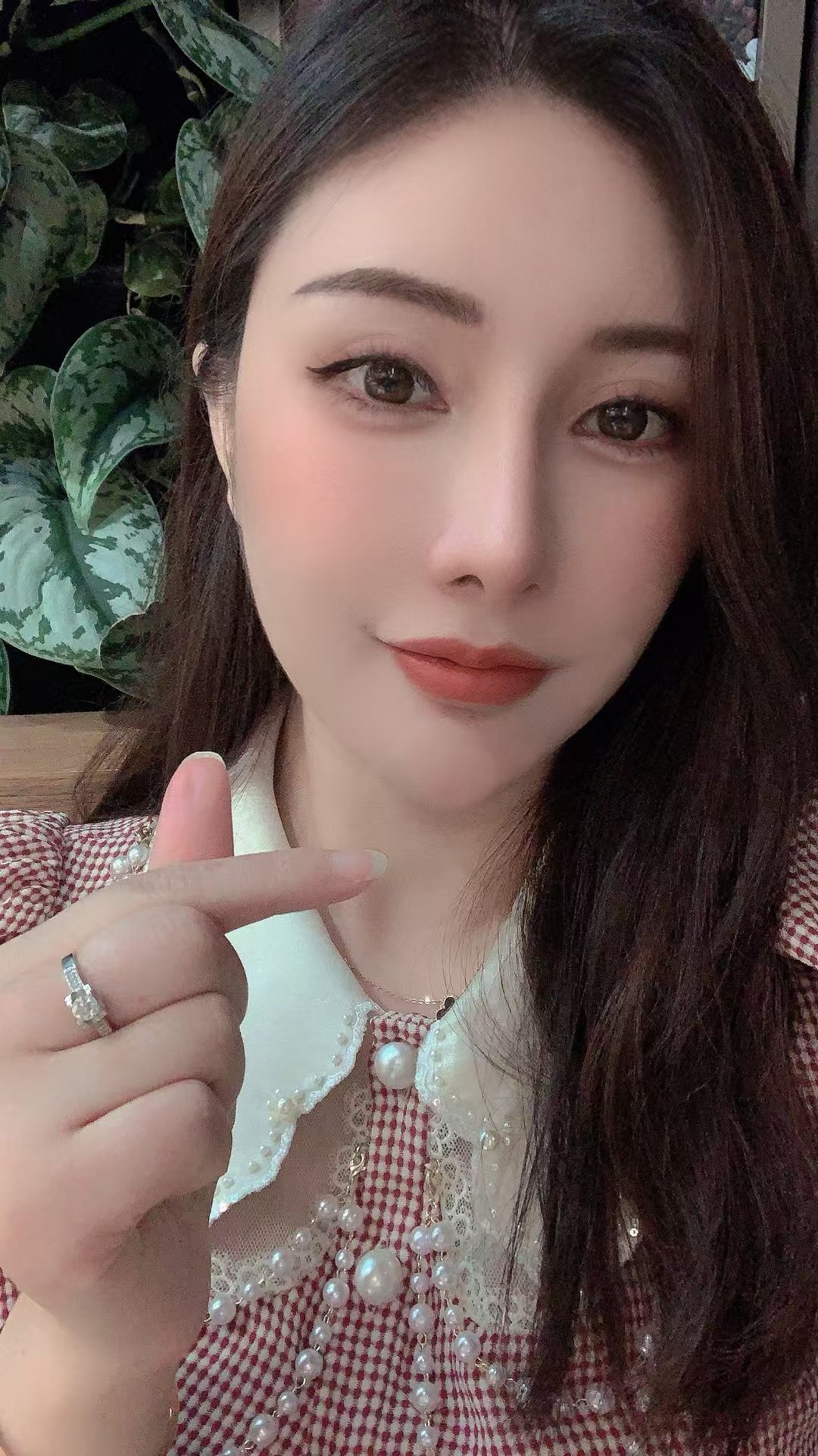 极品身材美妞灵灵