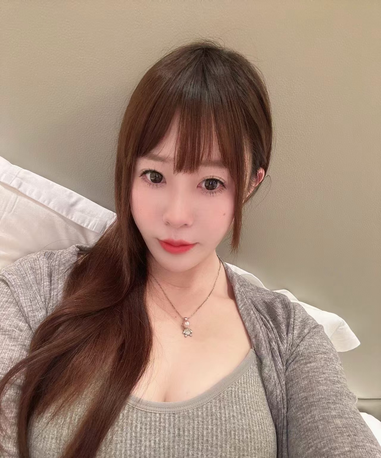 龙归童颜巨乳辣妹小野酱