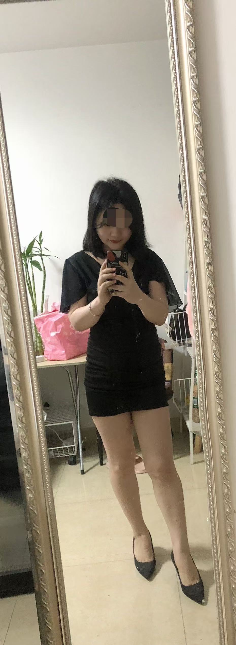 江北煌华晶萃城双飞姐妹