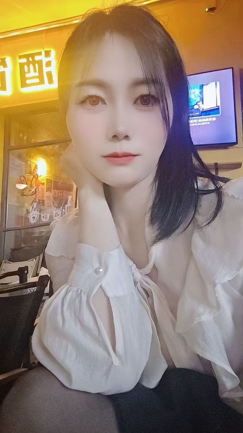 嘉禾望岗情趣辣妹小猫咪