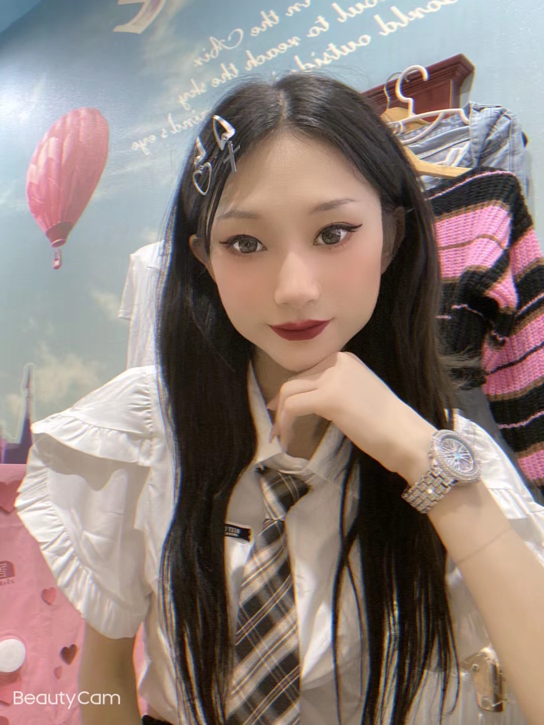 哑妹美美人不错，热心肠好，多多关照