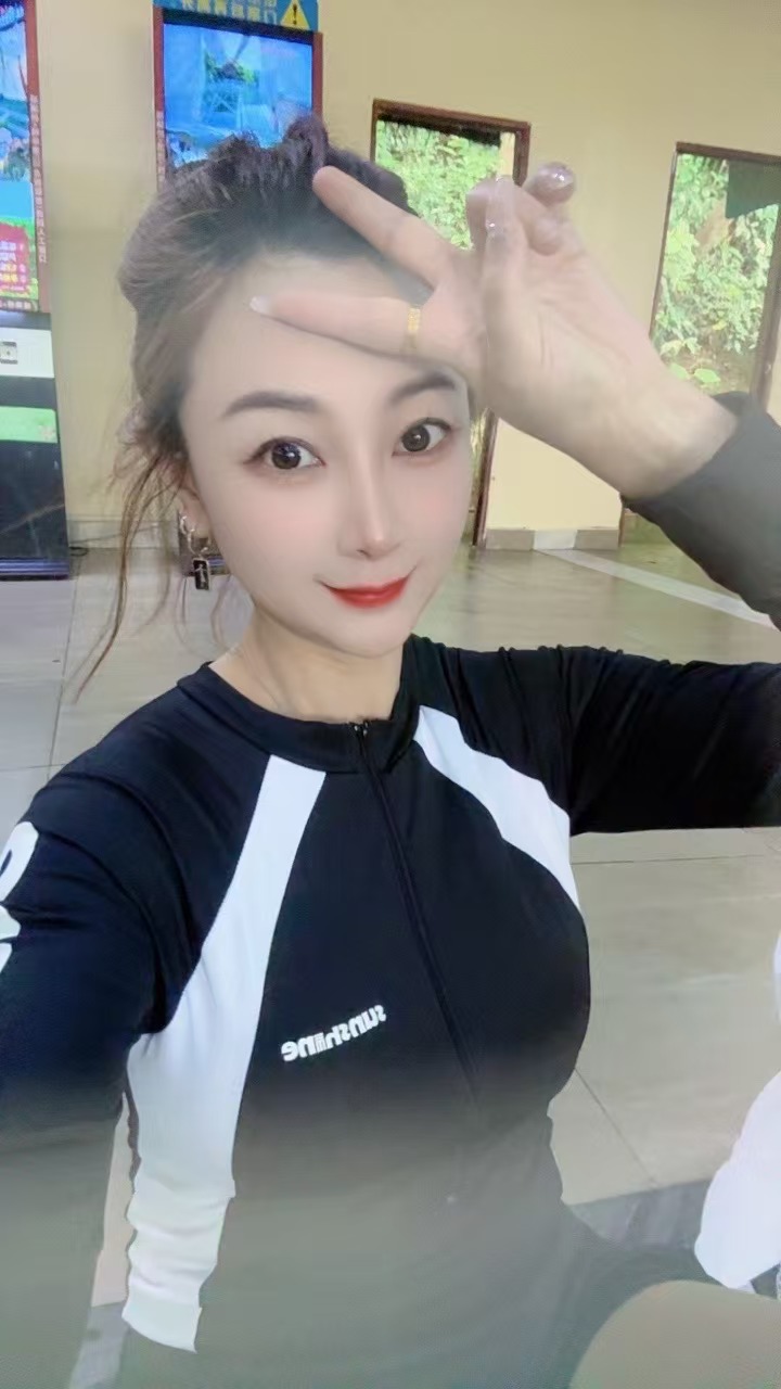 罗湖区美乳辣妹宝儿