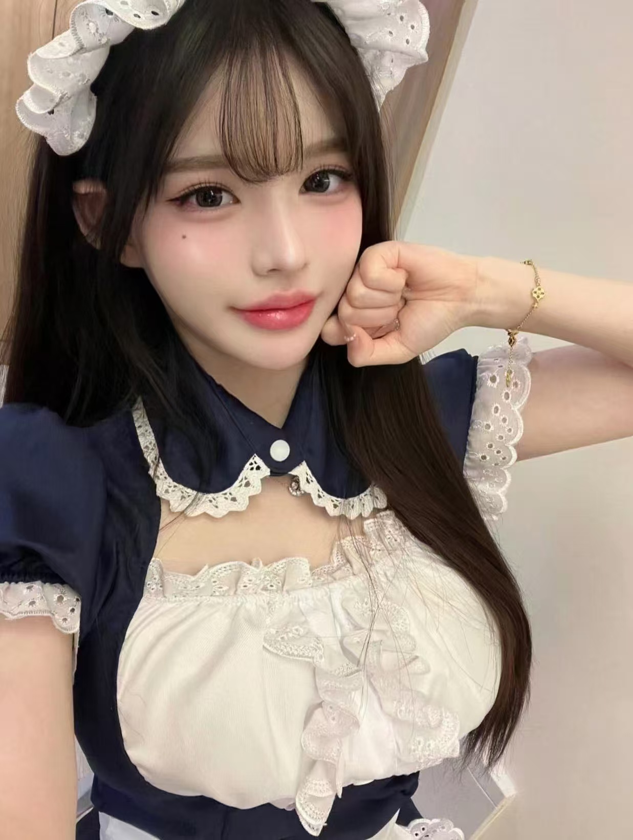 青羊制服甜妹悠悠