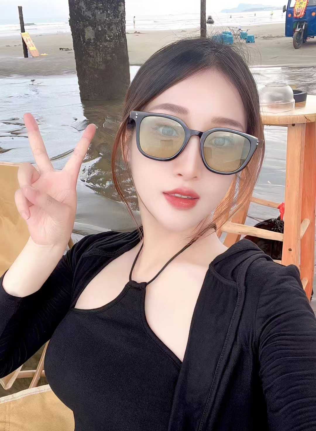 调情很温柔，极品姐姐