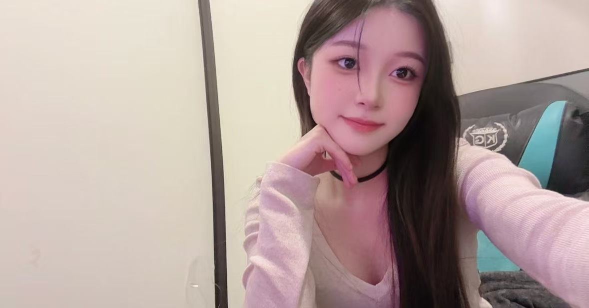 清纯甜美粉嫩紧紧的小妹