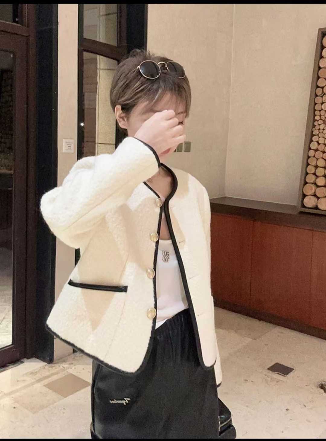 眼神交流之后的怜香惜玉