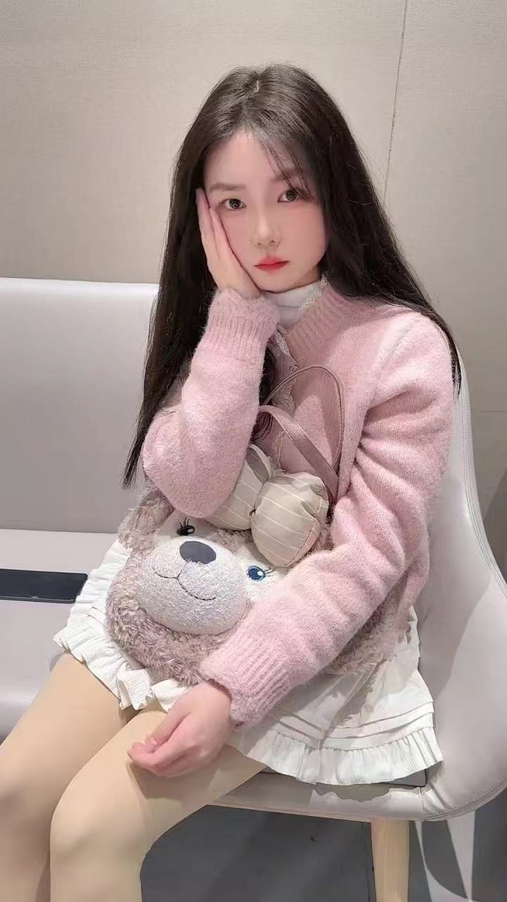 大一白嫩兼职新生甜甜