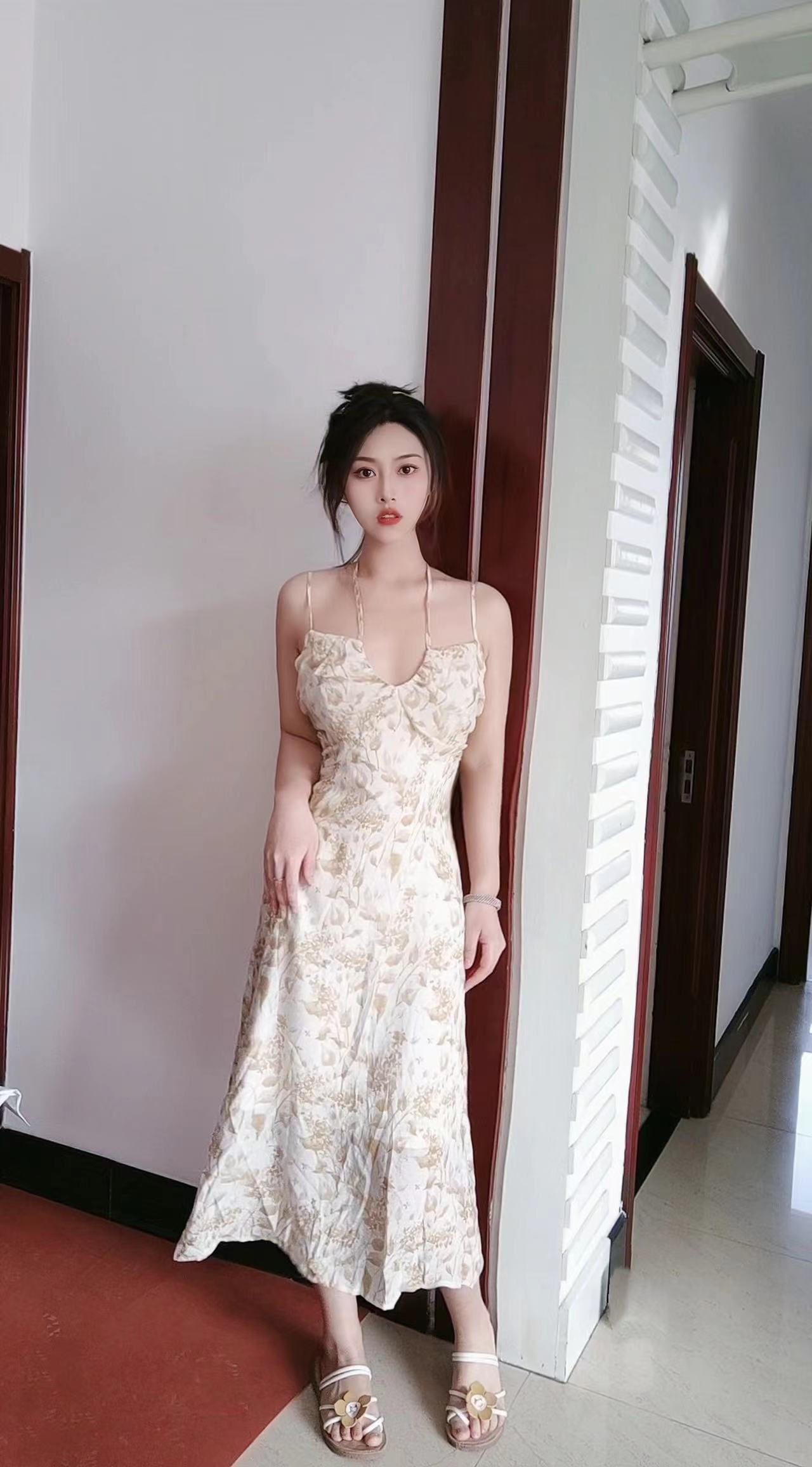 颜值标致，很有气质，仙女一枚