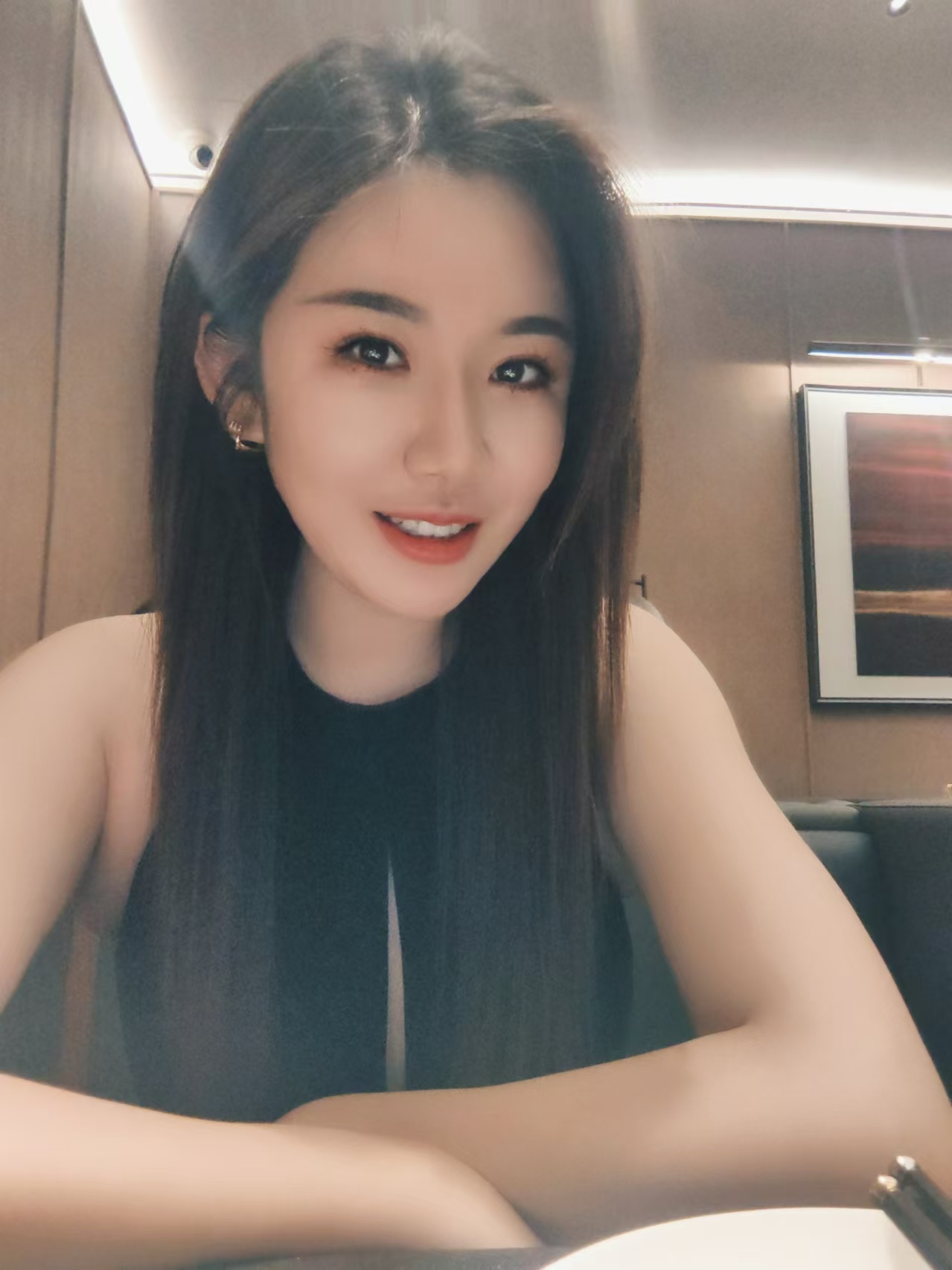 性感爆炸身材，调情水平很高