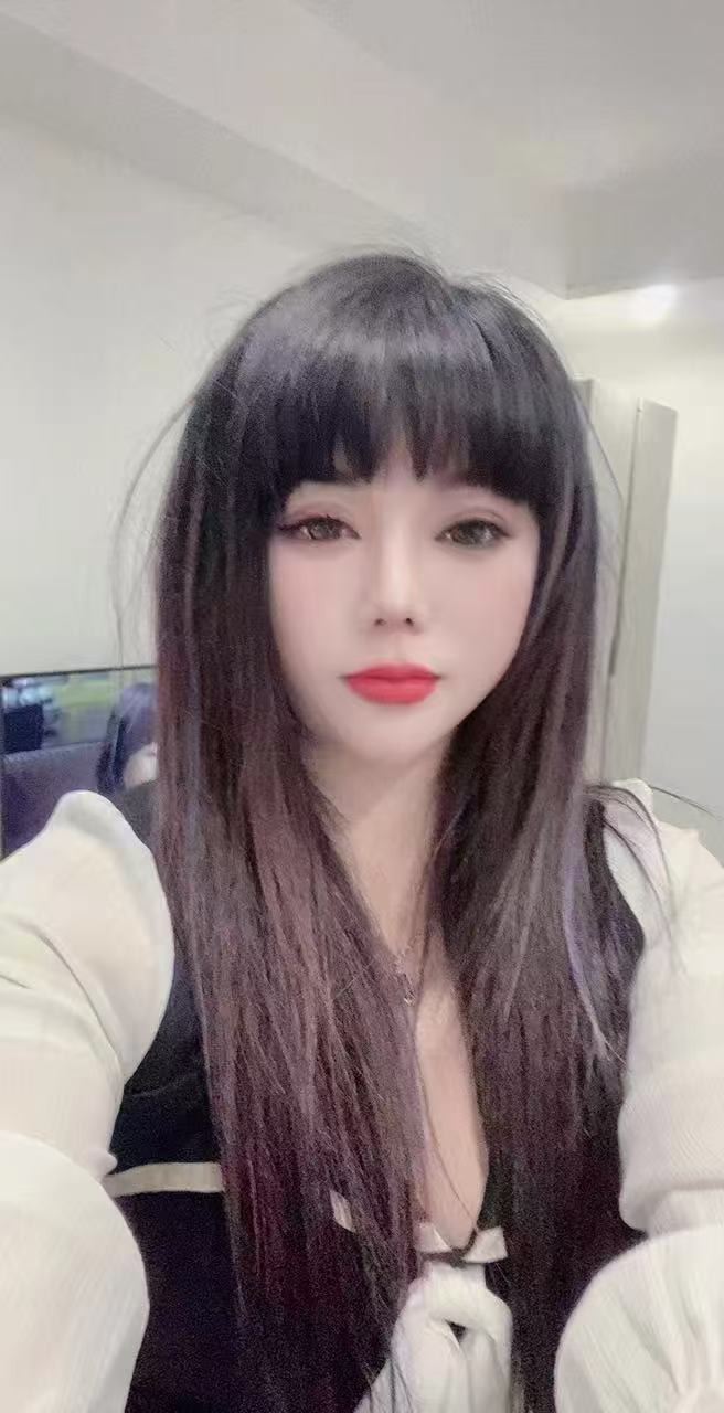 南开妩媚丰润小少妇