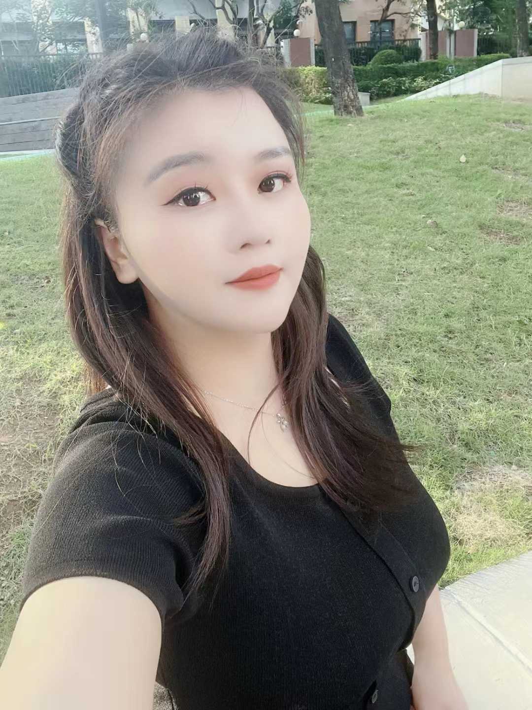 长相甜美人照无差。推荐！