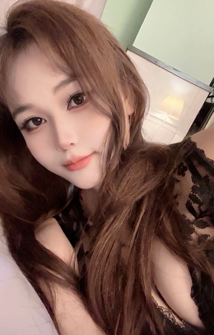 杨浦纯欲辣妹灵灵