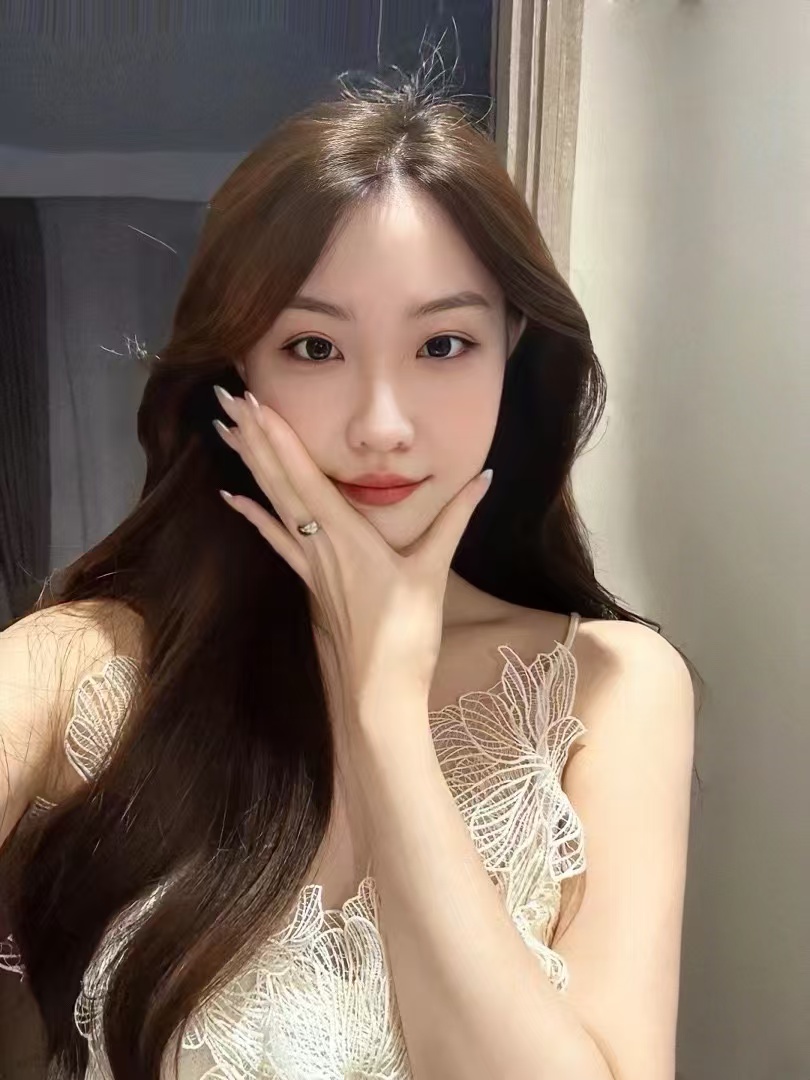 东站极品美人，兼职上门