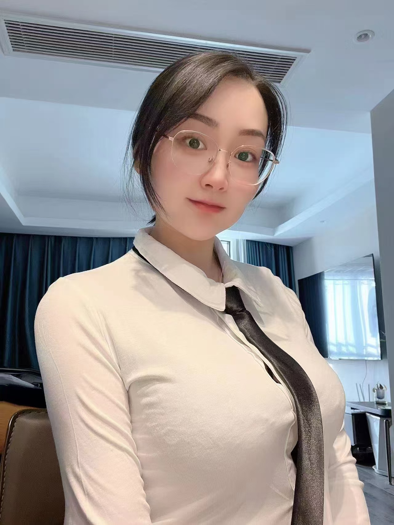 太仓市秘书小姐姐，制服多多