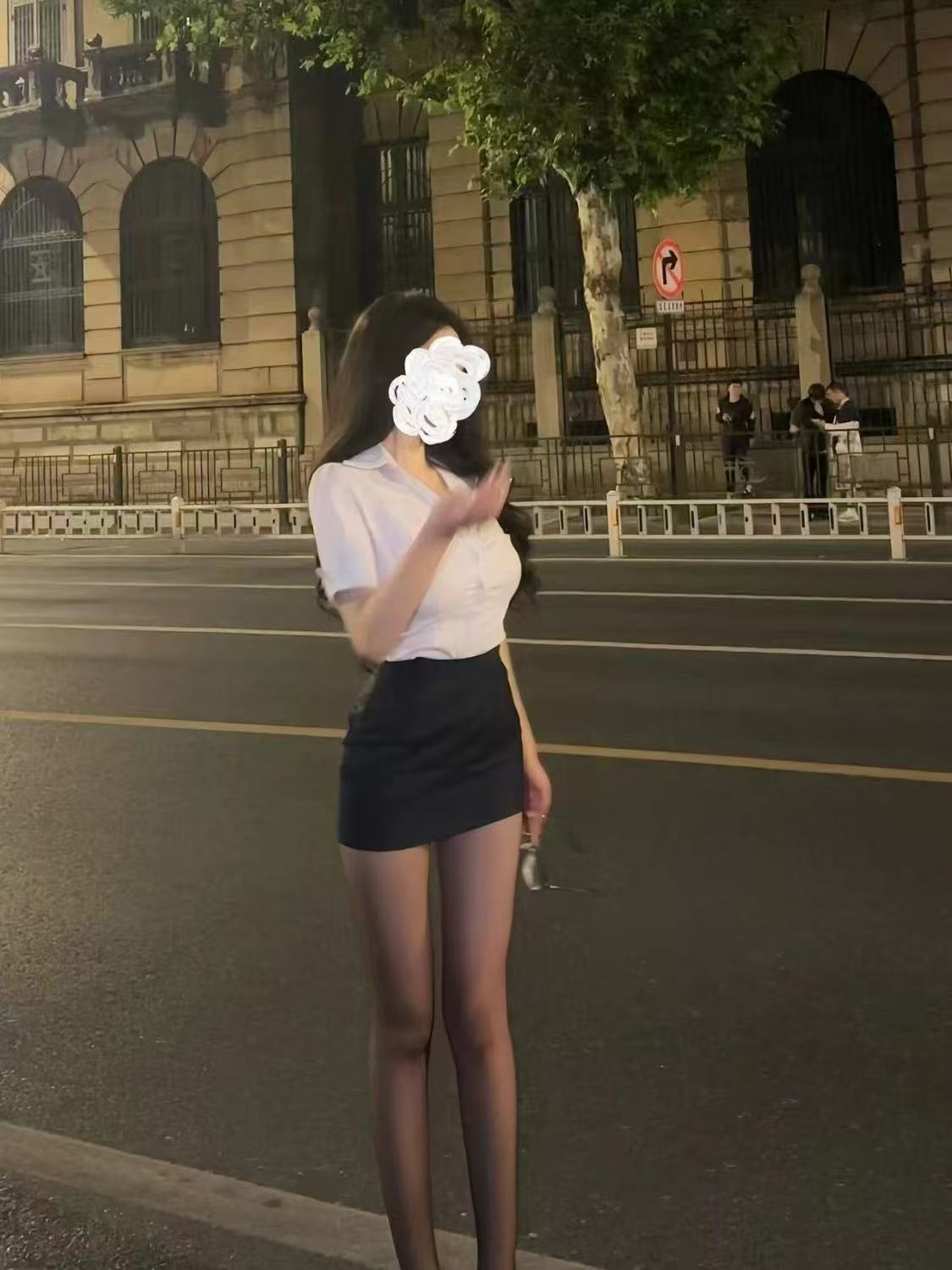 梅花园古法丝足抓龙筋