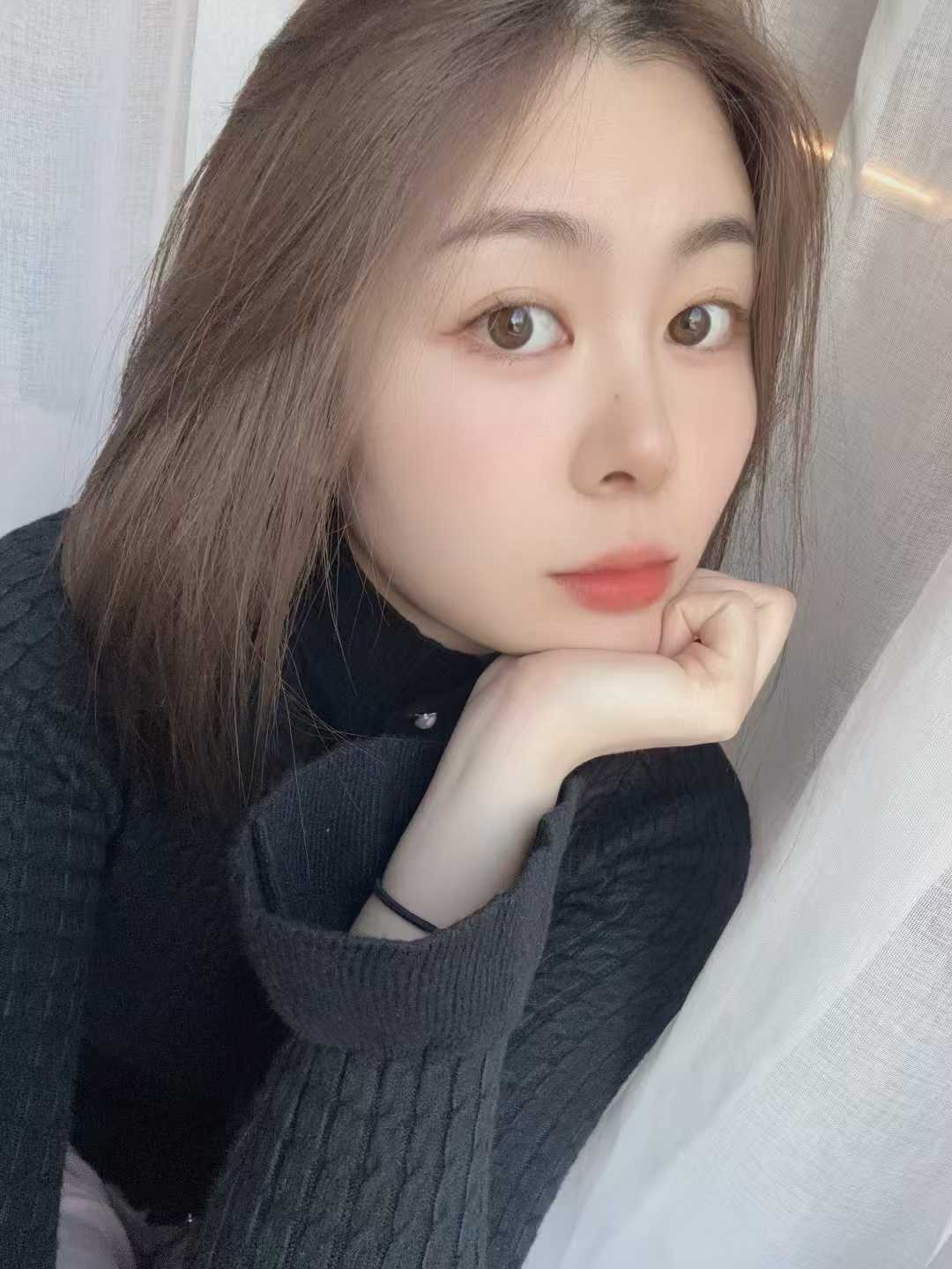 先摸摸亲亲然后干柴烈火