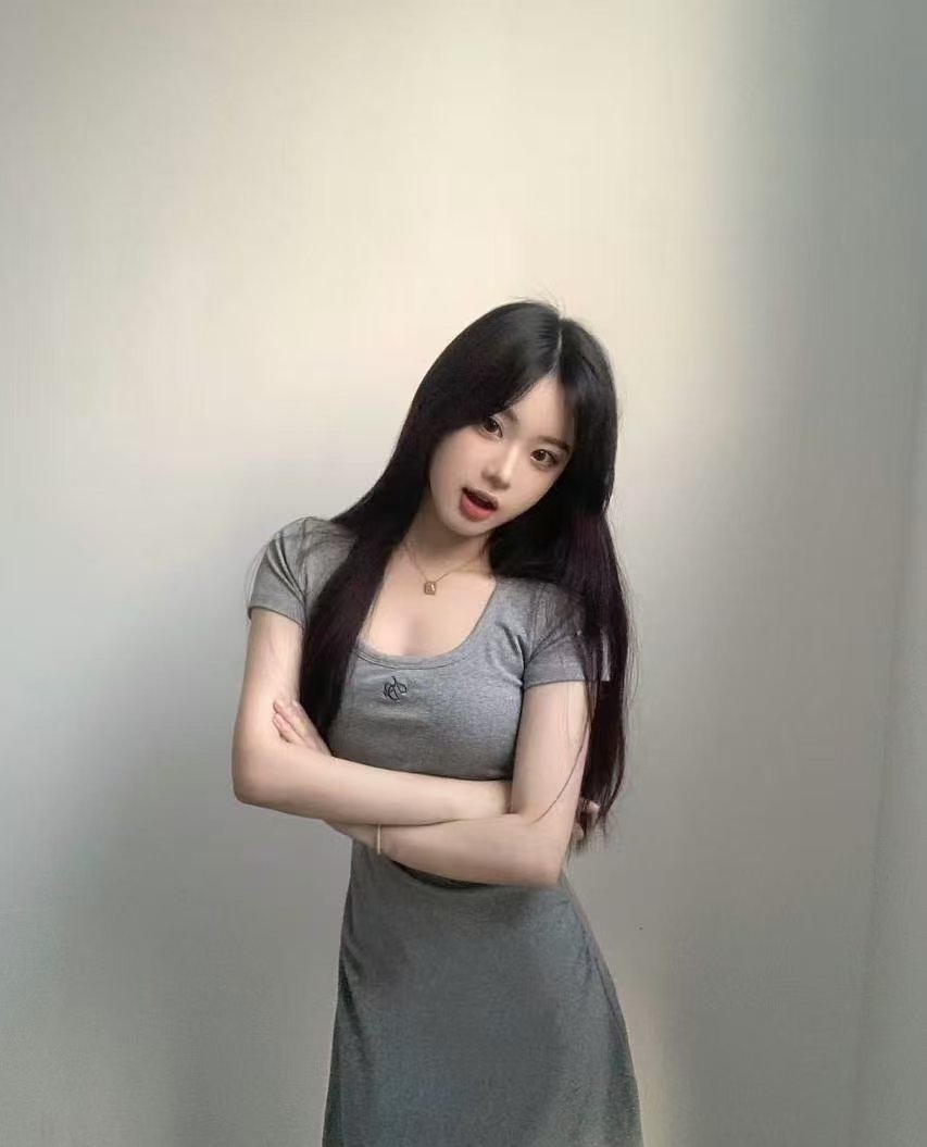 跑马地甜美嫩妹颖儿