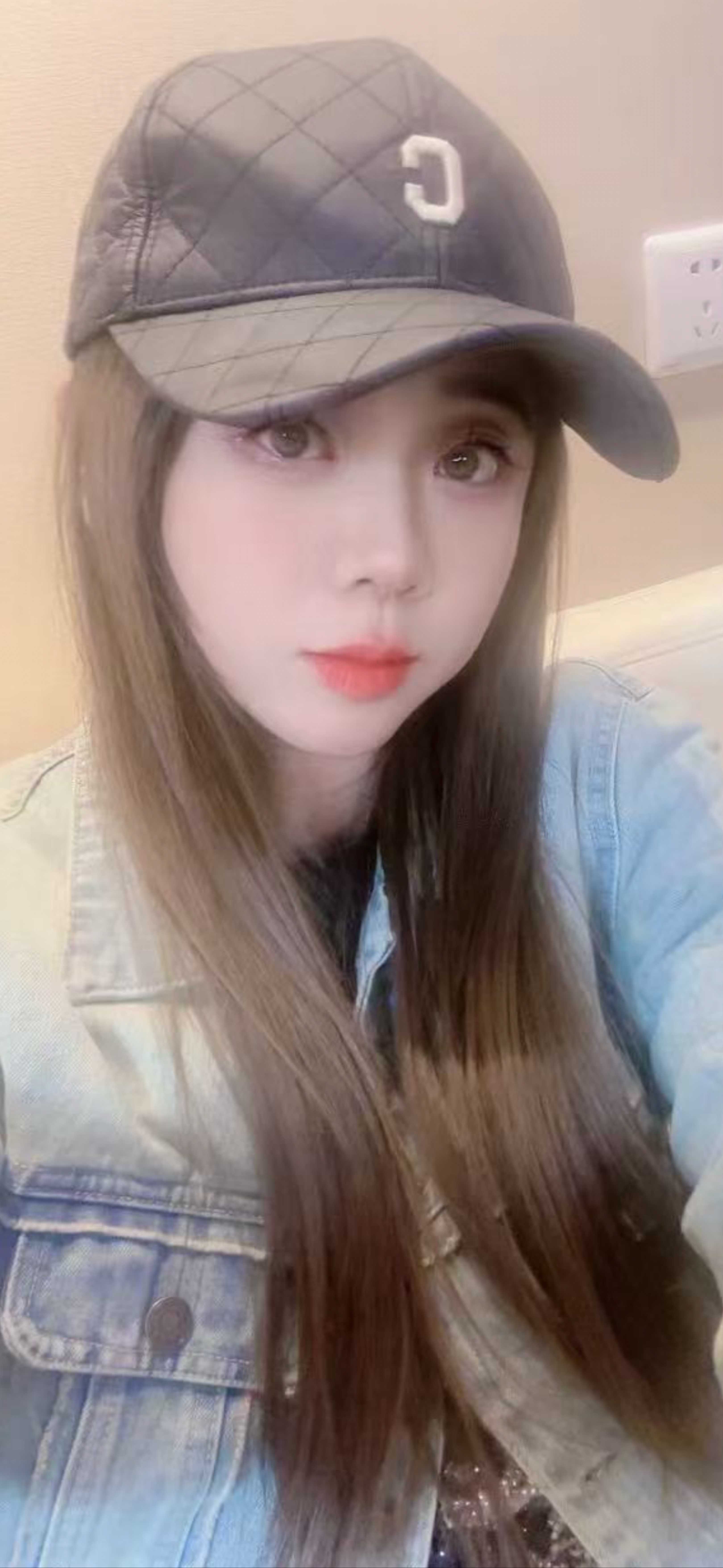 白嫩丰满小甜妹宝儿