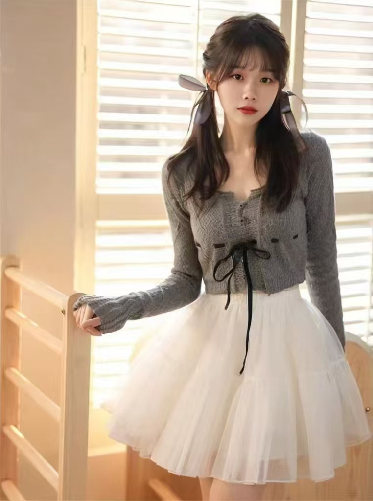 南山05年乖巧甜妹米儿