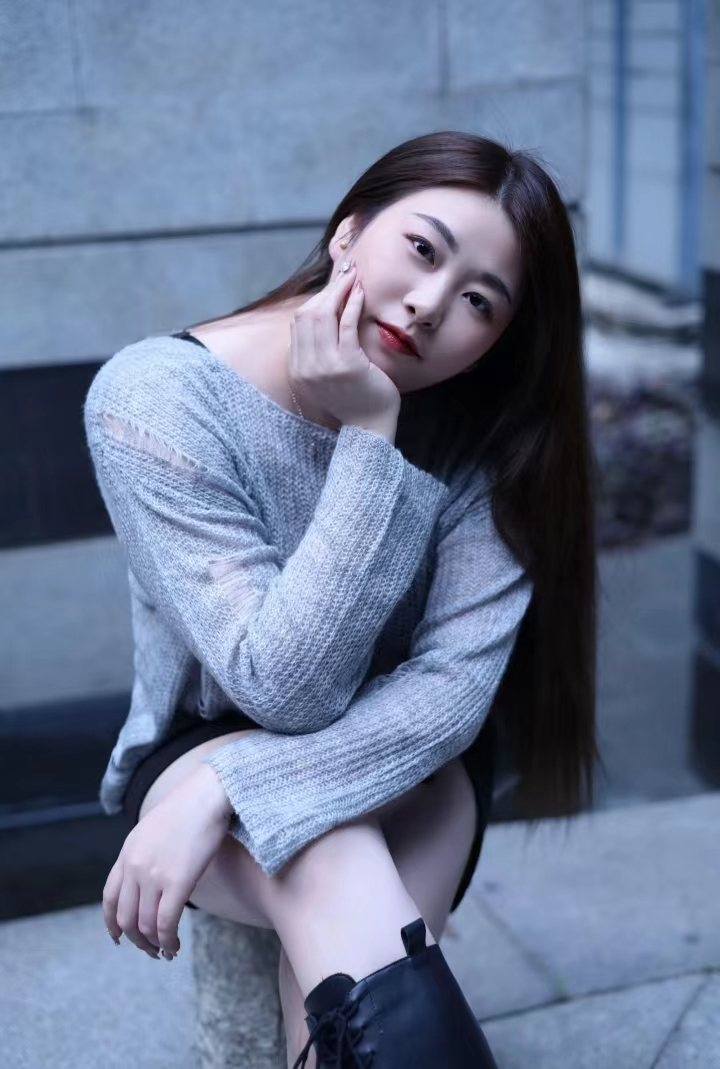 海珠丰润小御姐彤彤