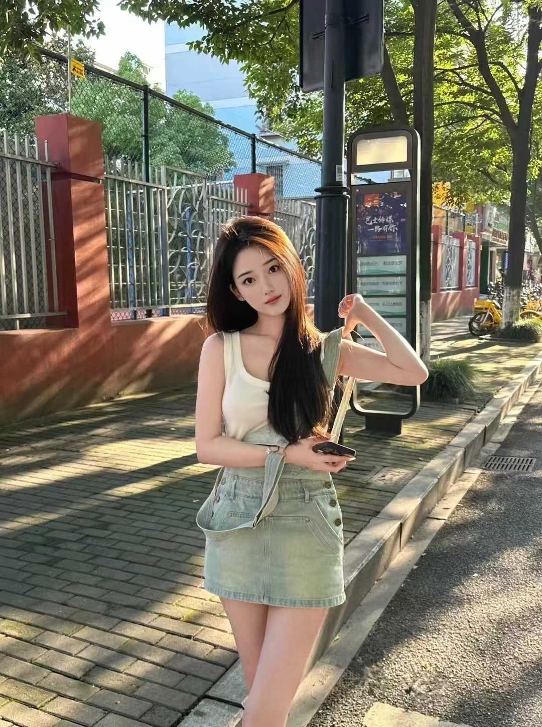 徐东清新兼职嫩妹泡泡