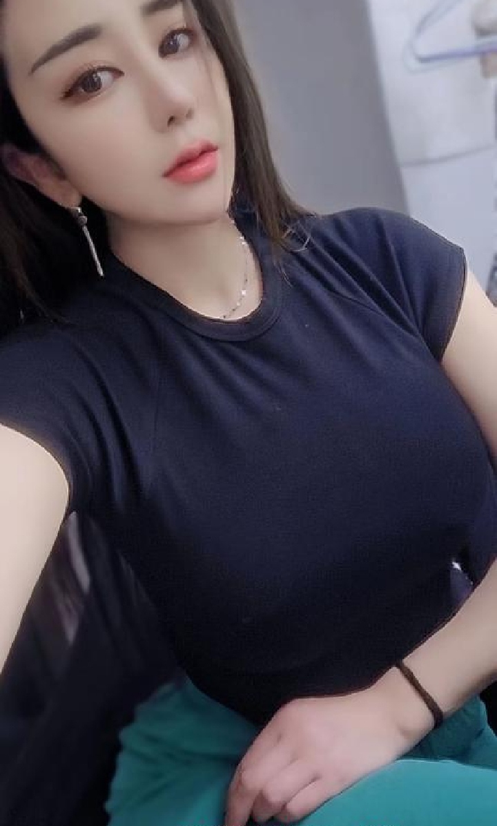 肤白貌美重庆小姐姐