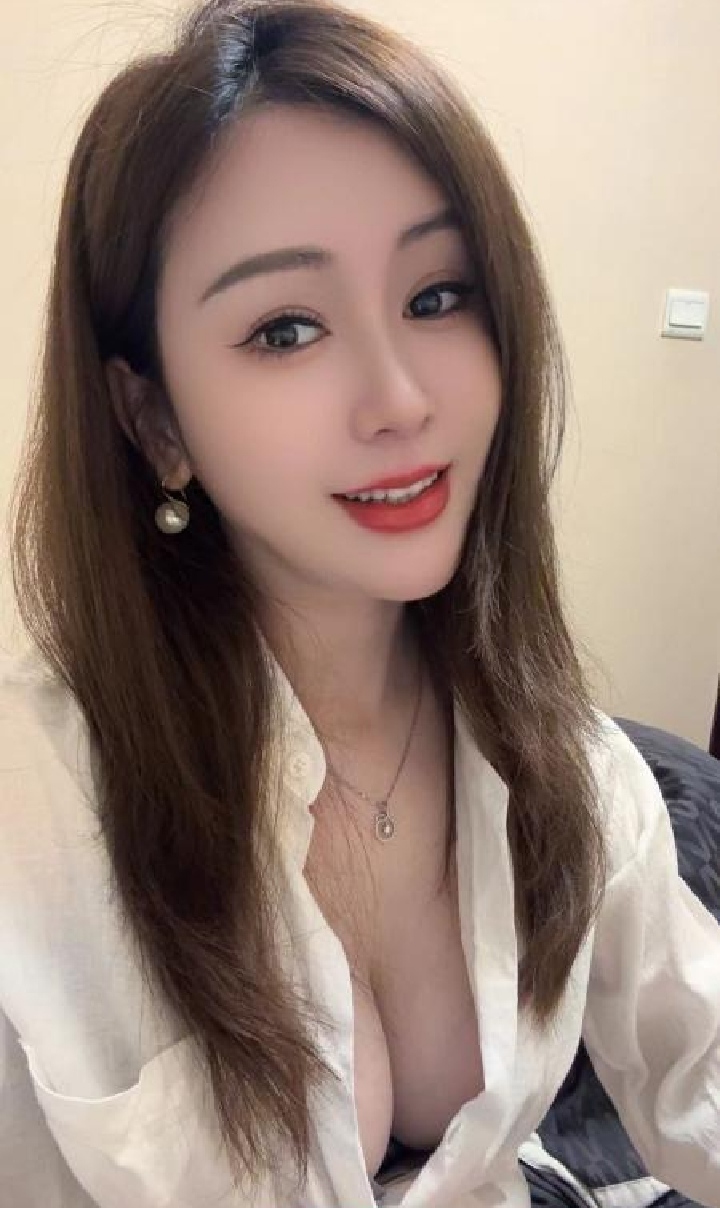 冰丝美少妇桃儿