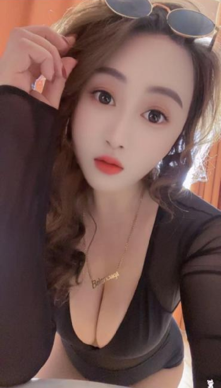 瑶海大胸妹子回归