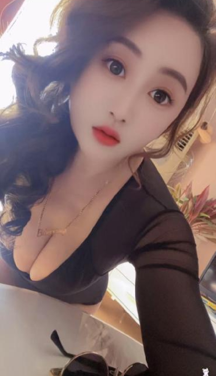 瑶海大胸妹子回归