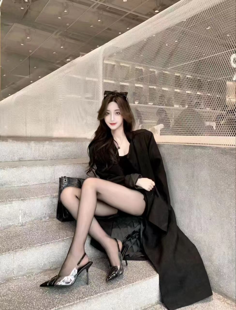 南山高颜值大长腿辣妹