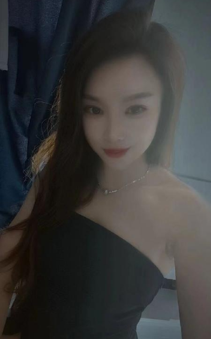 静安热辣长腿御姐