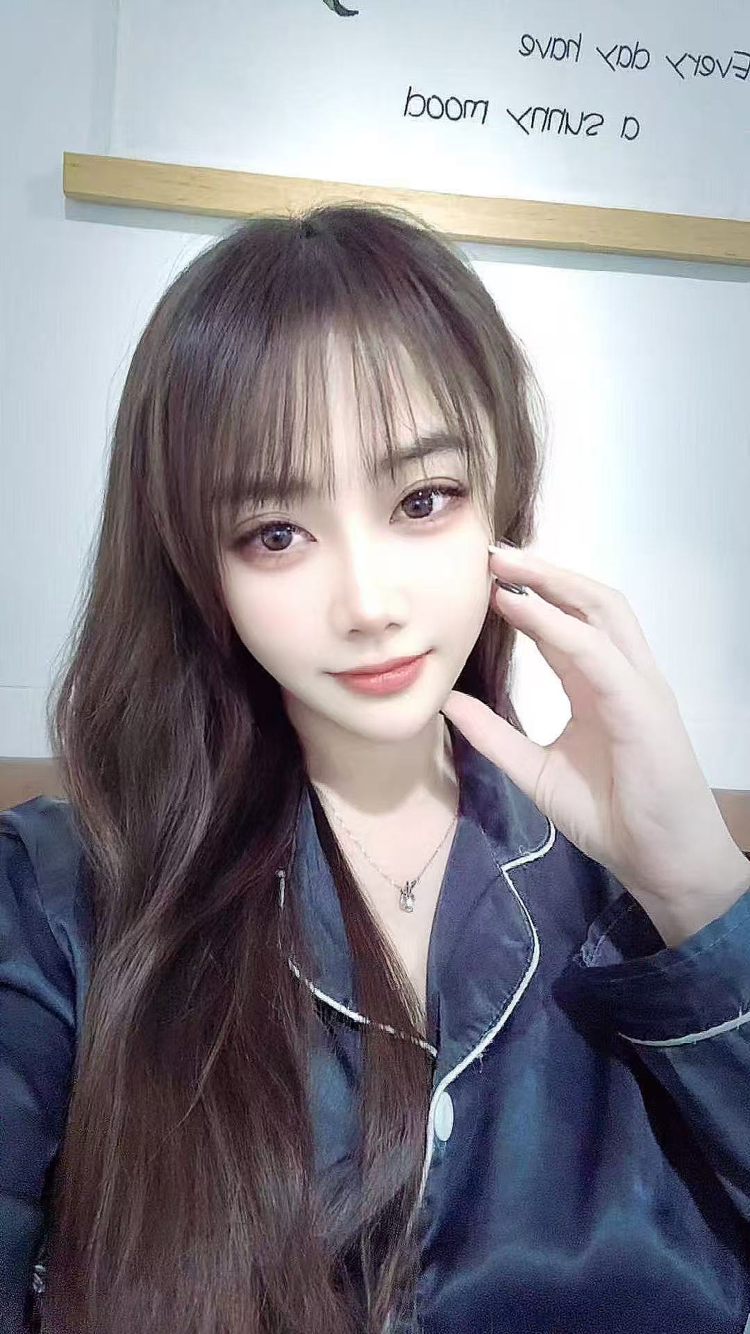 雨花白嫩小甜妹早早