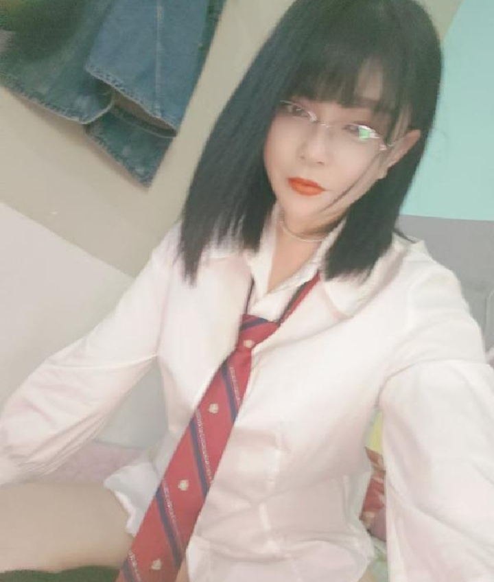 油坊桥魅惑撩人的姐姐