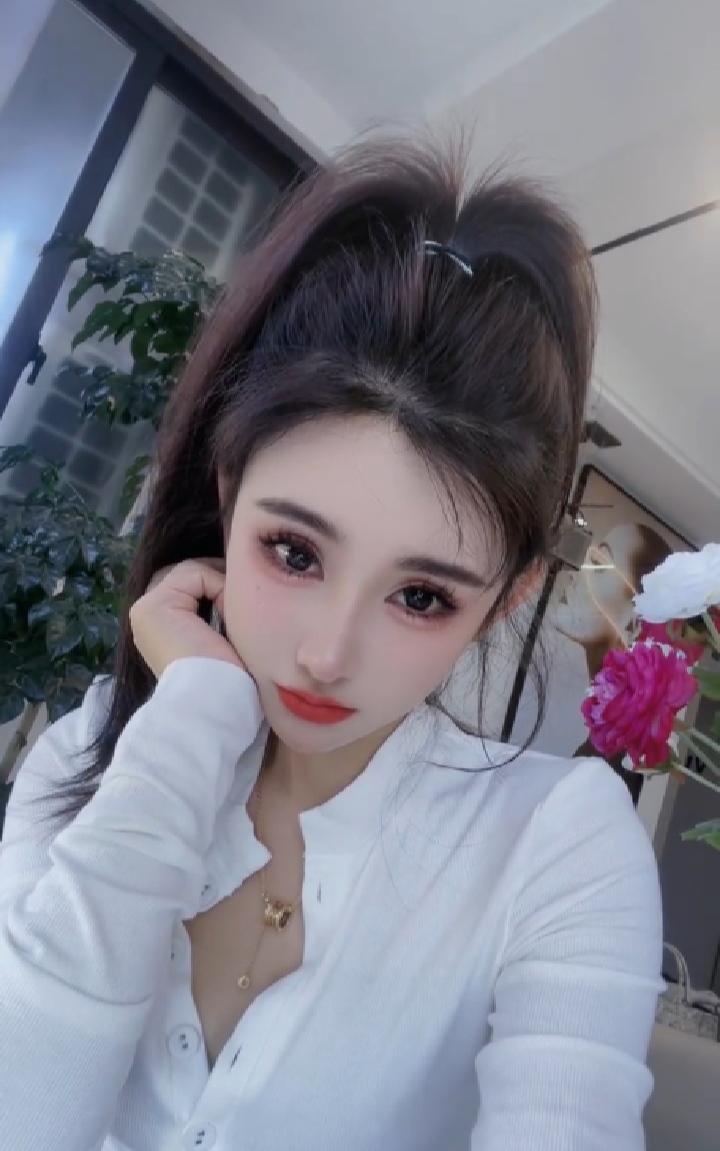 东门步行街苏晓晓