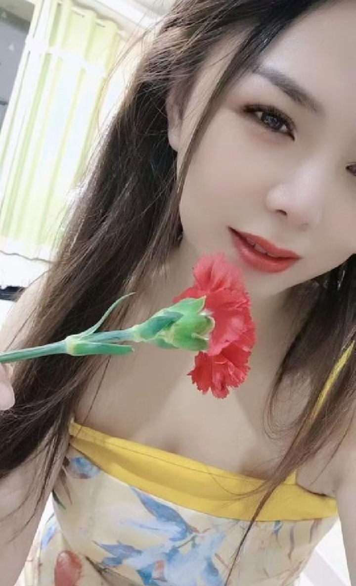 温婉撩人美少妇