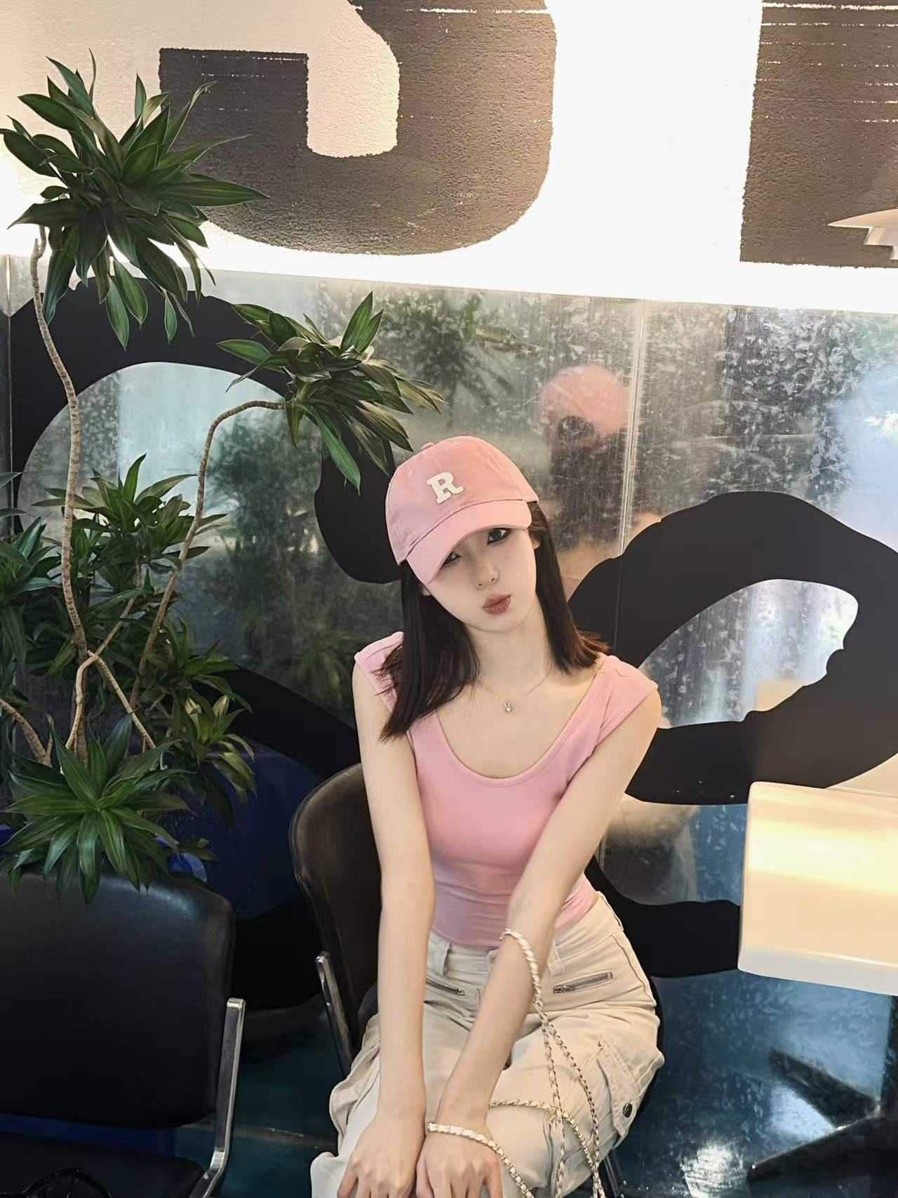 白嫩川妹寻晨只外出