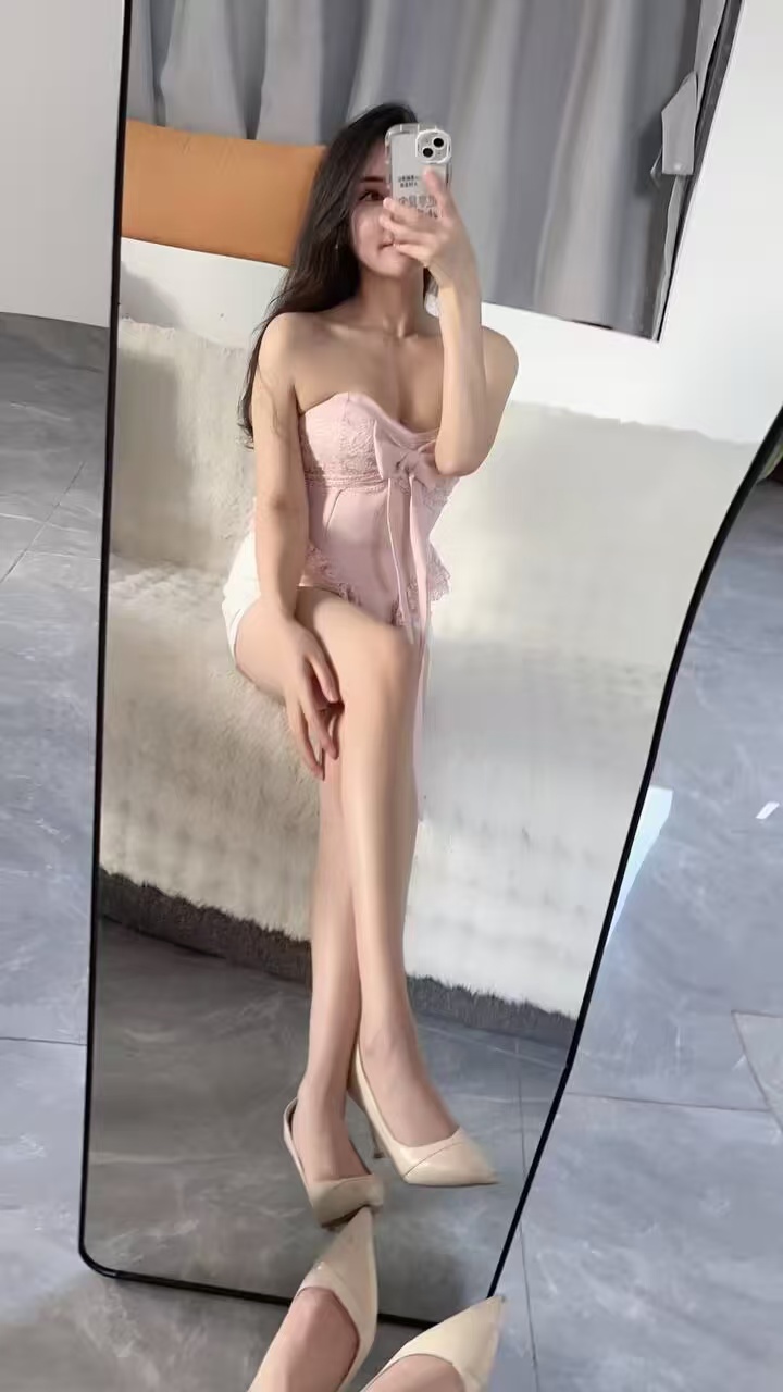 荔林惹火甜妹沐瑶