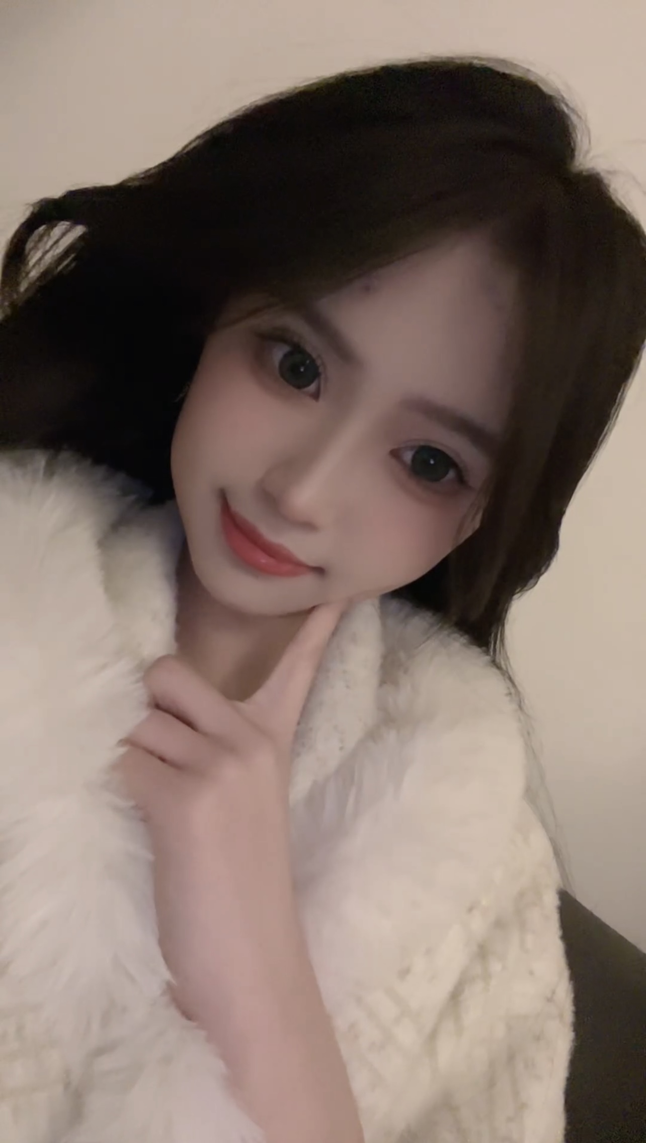 颜值技术系妹子诗诗