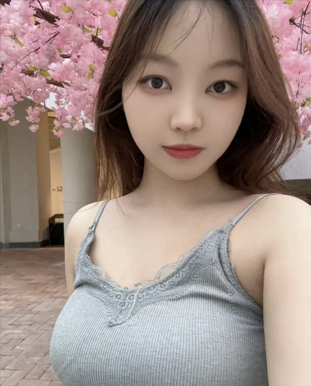 服务系妹子梦梦