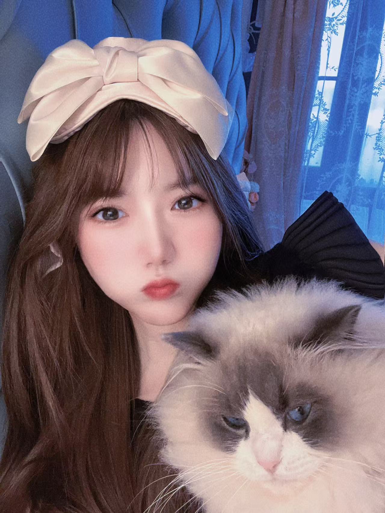 肤白貌美气质佳身材好巨乳 见人付款