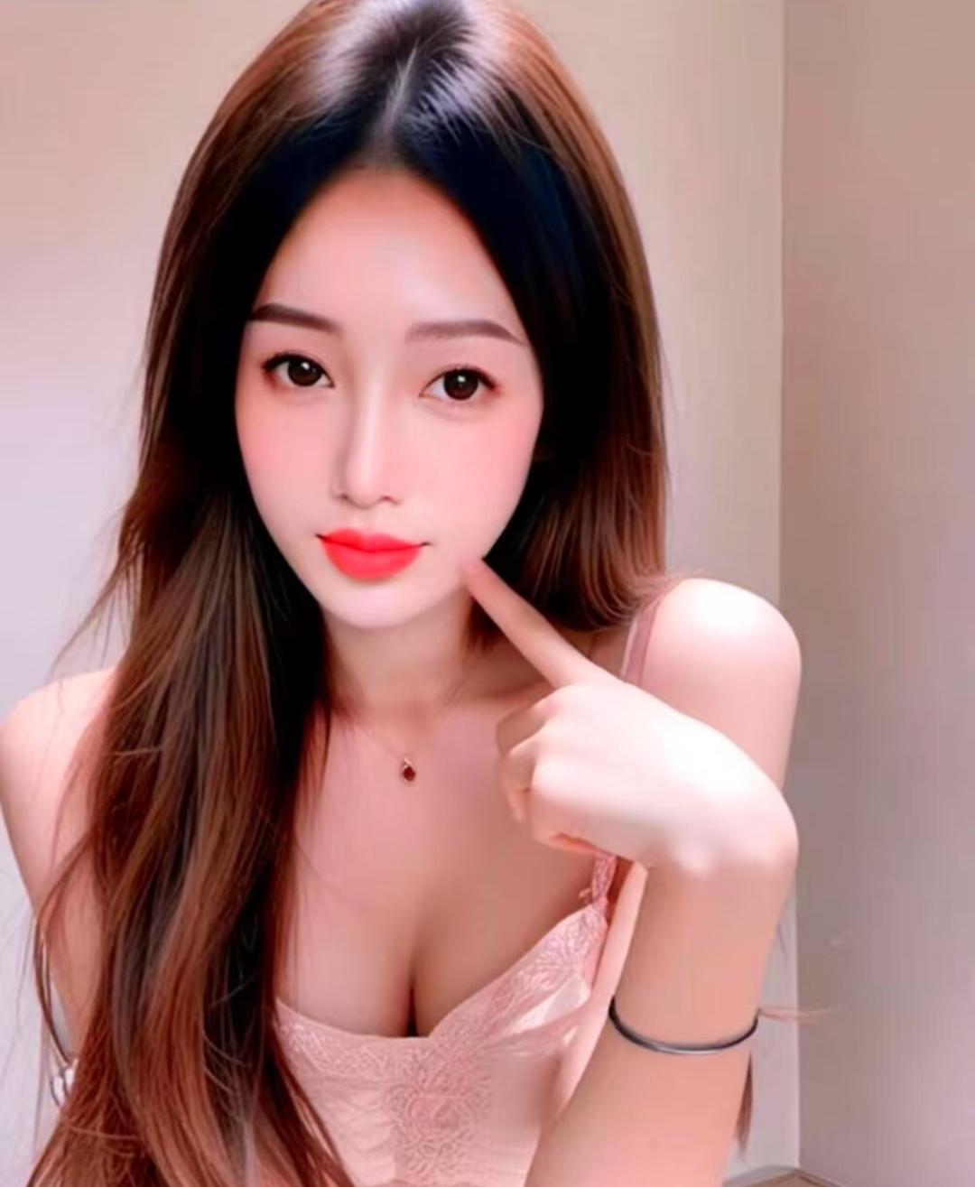 沙井白嫩小狐狸精夏天