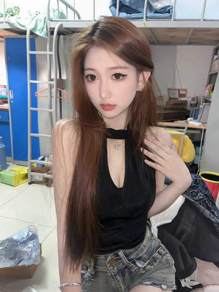 03年小妹妹兼职